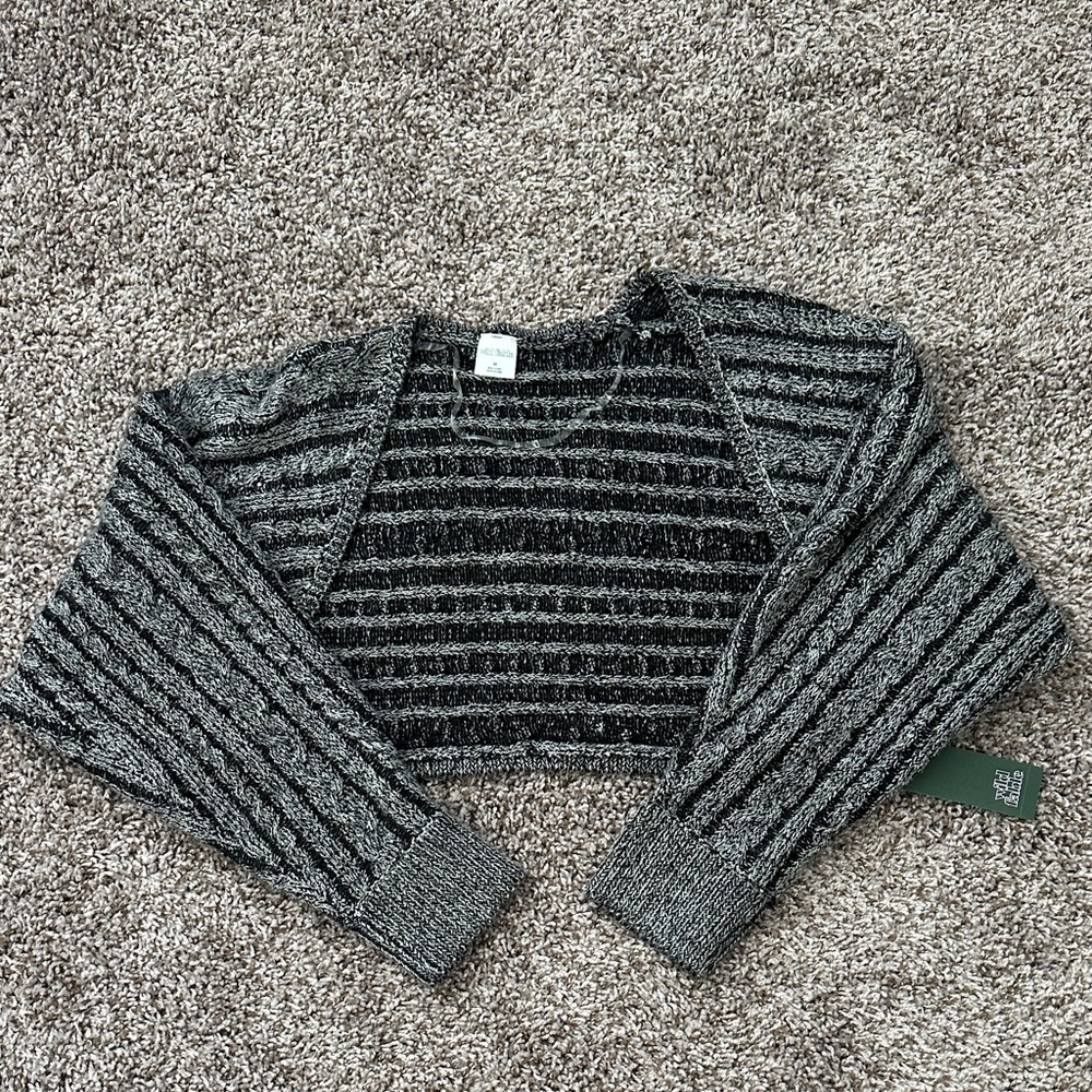 wild fable Metallic Ribbed Cropped Shrug - Gray